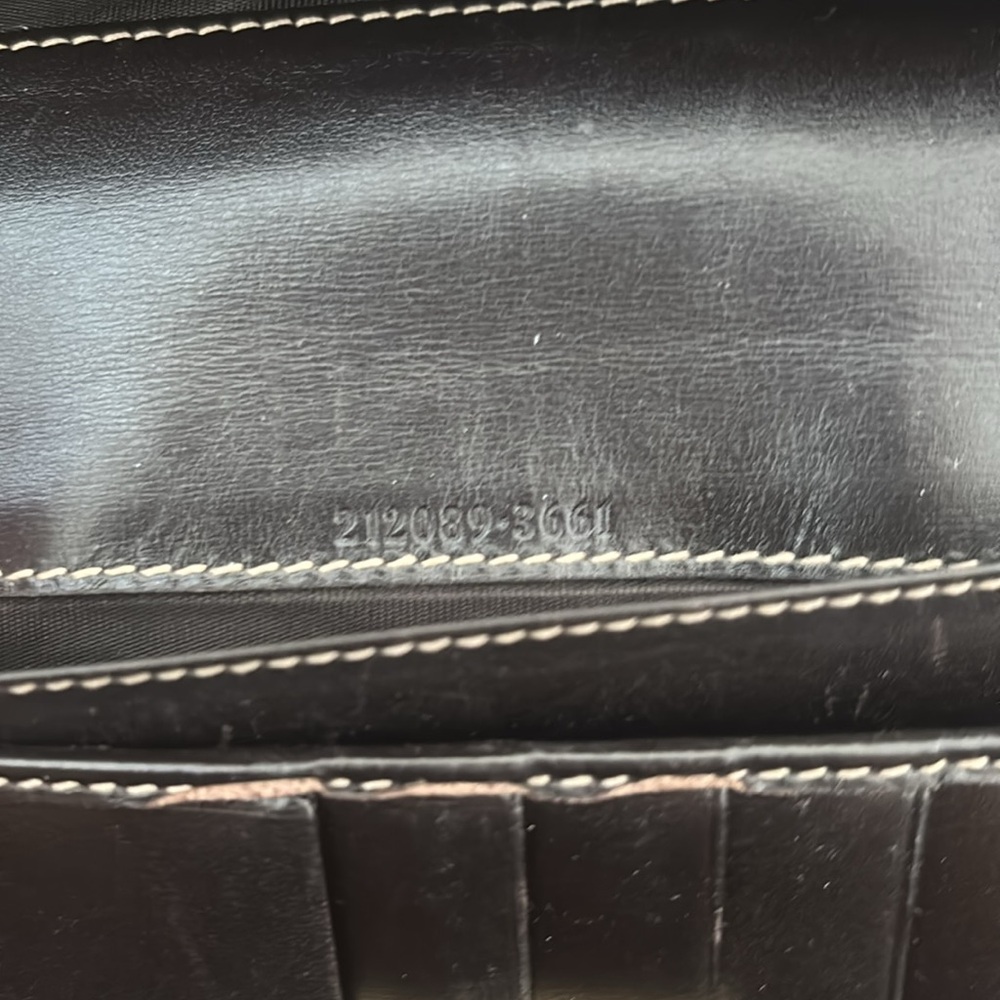 Old well loved GUCCI WALLET MONOGRAM - Picture 6 of 6